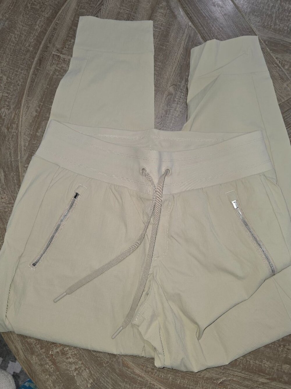Athleta Abalone Color Trekkie North Jogger Sz 10 NWT